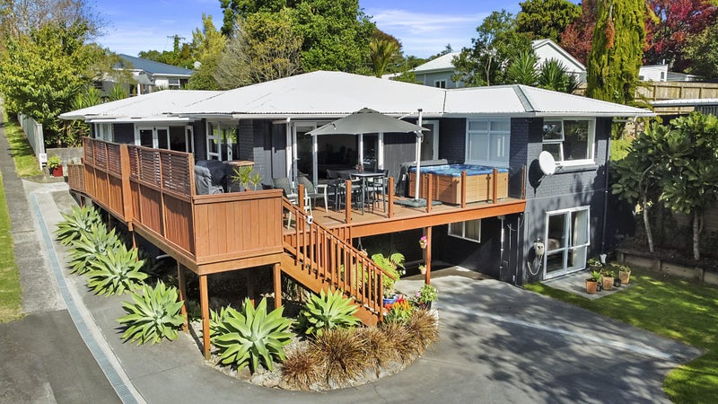 54A Doralto Road, Frankleigh Park, New Plymouth - Carousel 2