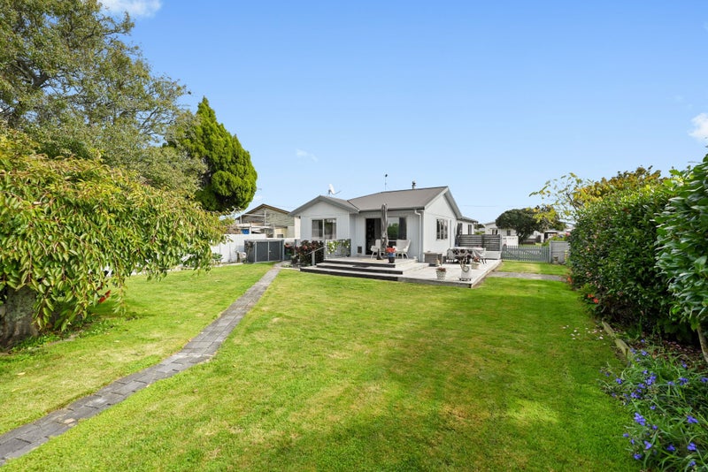 24 Smith Street, Frankton, Hamilton - Carousel 1