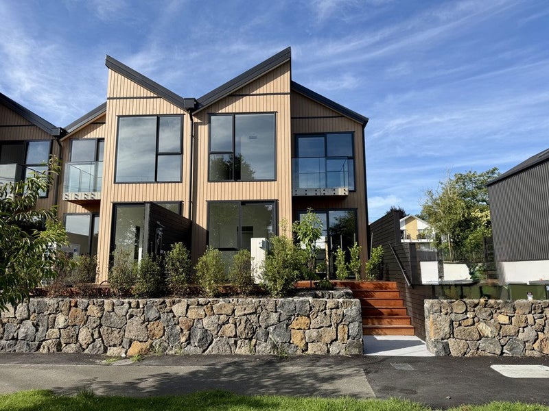 24 Burch Street, MOUNT ALBERT, AUCKLAND - Carousel 1