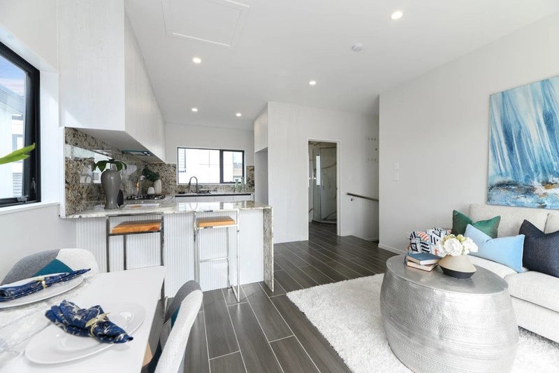 24A Endeavour Street, Blockhouse Bay, Auckland - Carousel 2