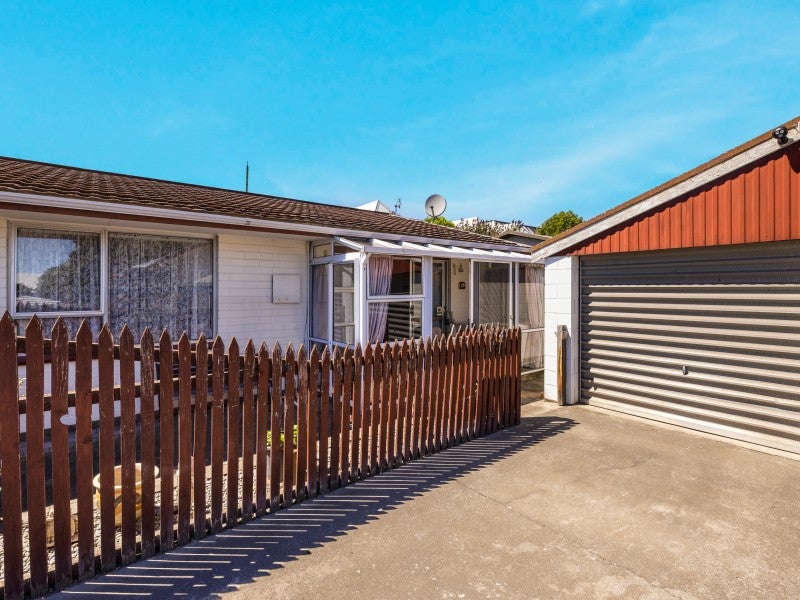 4/188 Hastings Street East, Waltham, Christchurch - Carousel 2
