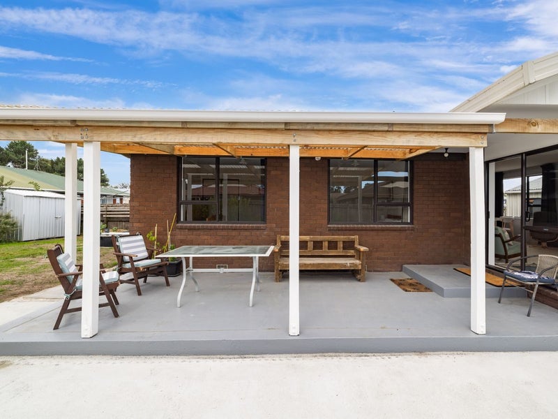 10 Glenbyre Place, Bromley, Christchurch - Carousel 2