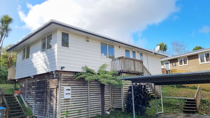 17A Peter Mulgrew Street, New Windsor, Auckland - Carousel 1