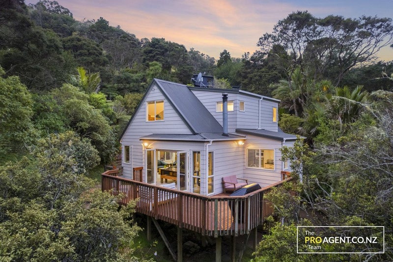 43 Warner Park Avenue, Laingholm, Auckland - Carousel 2
