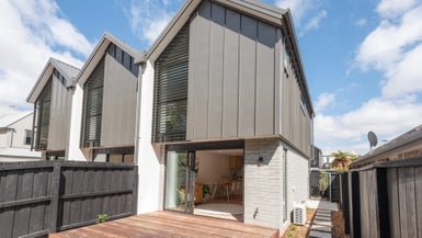 3/77 Deans Avenue, Riccarton, Christchurch - Carousel 1