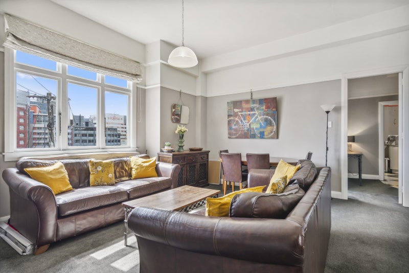 2/24B Clifton Terrace, Kelburn, Wellington - Carousel 1