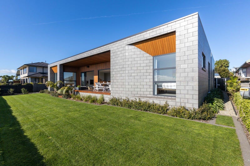 42B Whiteley Street, Moturoa, New Plymouth - Carousel 39