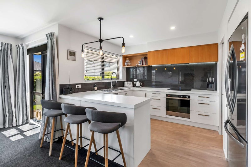 11 Henrietta Street, Marshland, Christchurch - Carousel 2