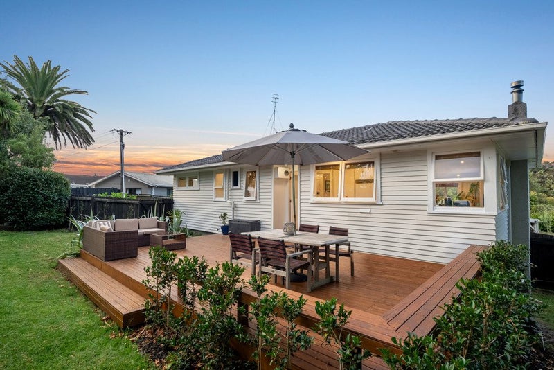 1/155 Verbena Road, Birkdale, Auckland - Carousel 1