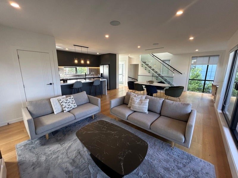 5C Lomond Street, Takapuna, Auckland - Carousel 1