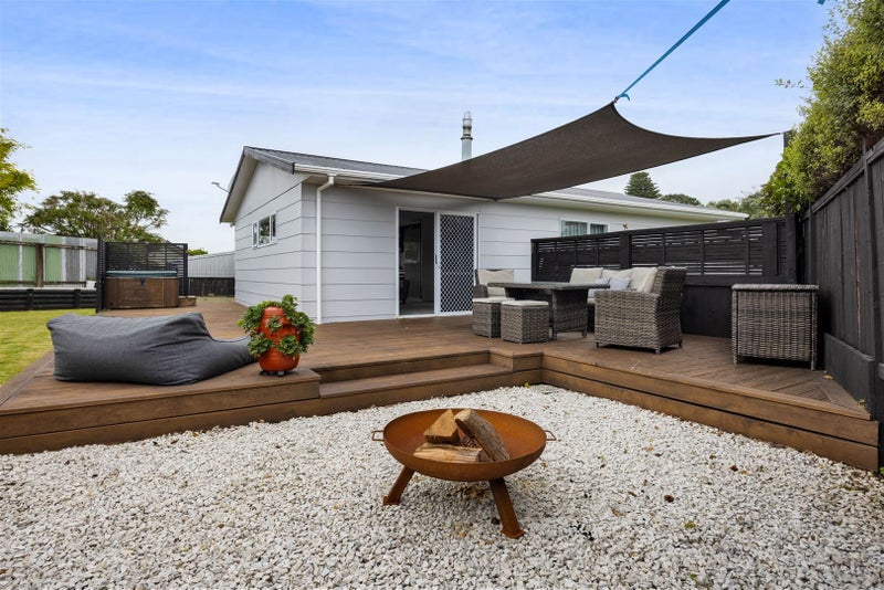 4A Ellesmere Avenue, Bell Block, New Plymouth - Carousel 1