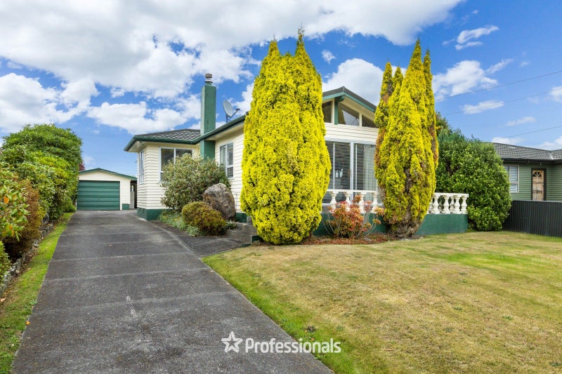 57 Routley Crescent, Elderslea, Upper Hutt - Carousel 1
