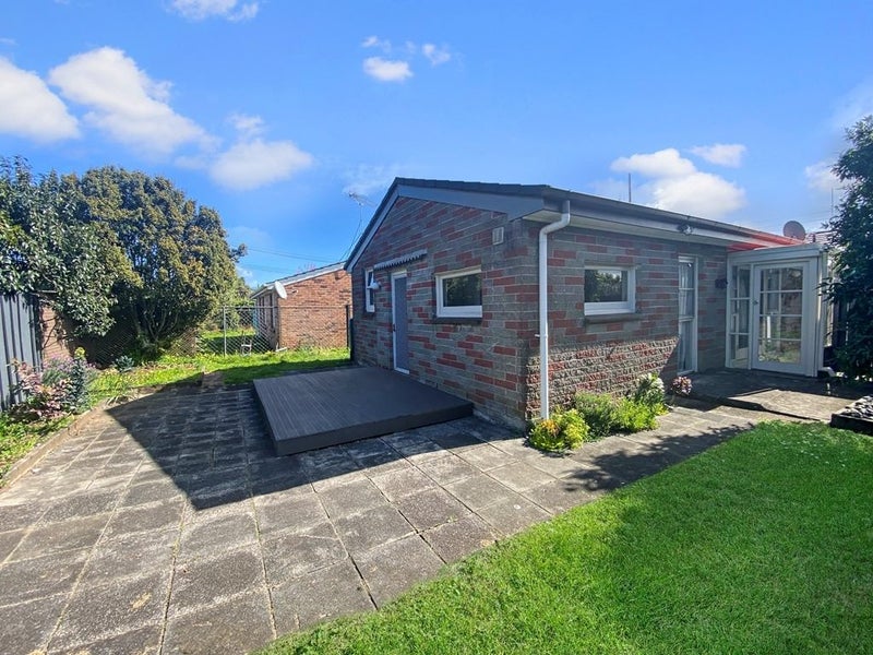 4A Alana Place, Mount Wellington, Auckland - Carousel 2