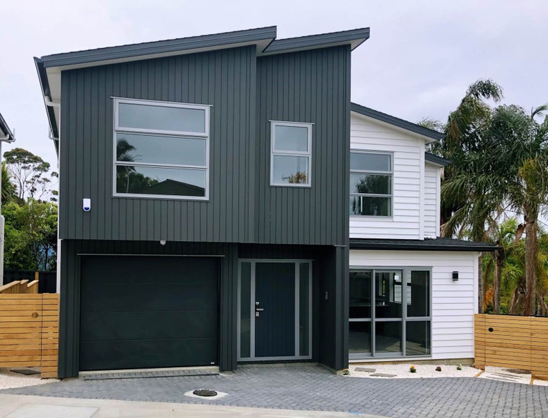 30B Birman Close, Half Moon Bay, Auckland - Carousel 2