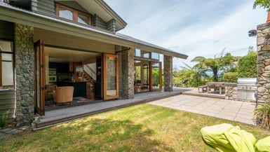 10A Whakamoenga Point, Acacia Bay, Taupo - Carousel 1