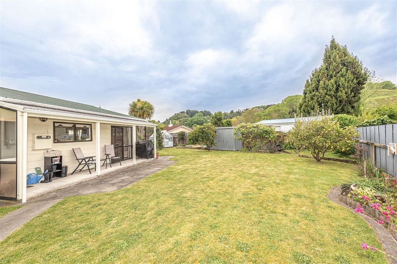 2 Ash Place, Aramoho, Whanganui - Carousel 17