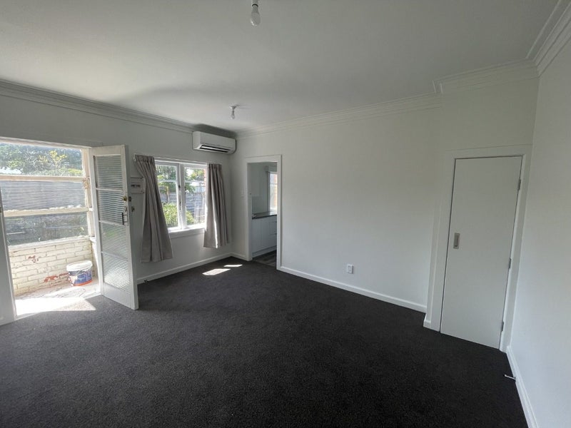 50 Gribblehirst Road, Sandringham, Auckland - Carousel 1