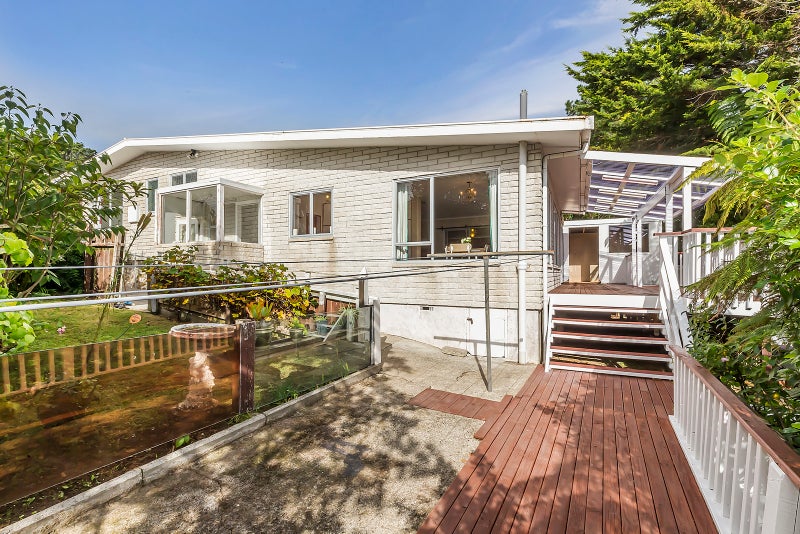 116 Jamaica Drive, Grenada North, Wellington - Carousel 1