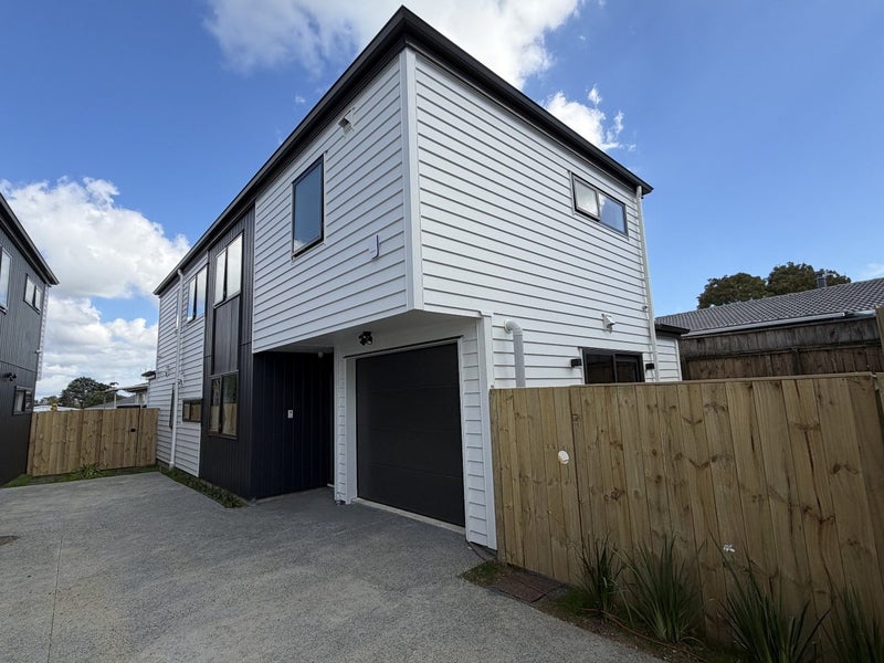 51 Priestley Drive, Bucklands Beach, Auckland - Carousel 1