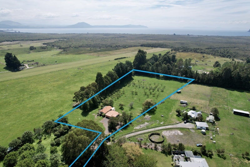 4/134 Grace Road, Turangi - Carousel 1