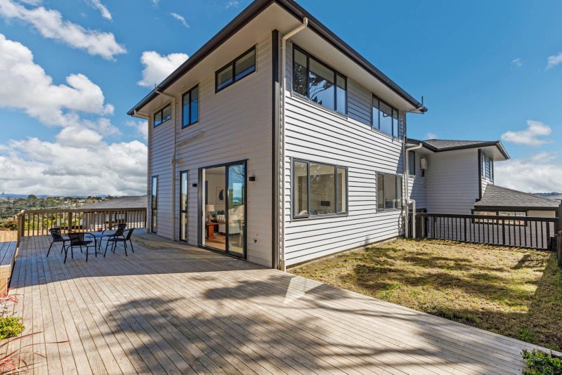 5 Mackay Drive, Greenhithe, Auckland - Carousel 2