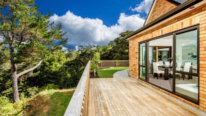 81 Paremoremo Road, Lucas Heights, Auckland - Carousel 2