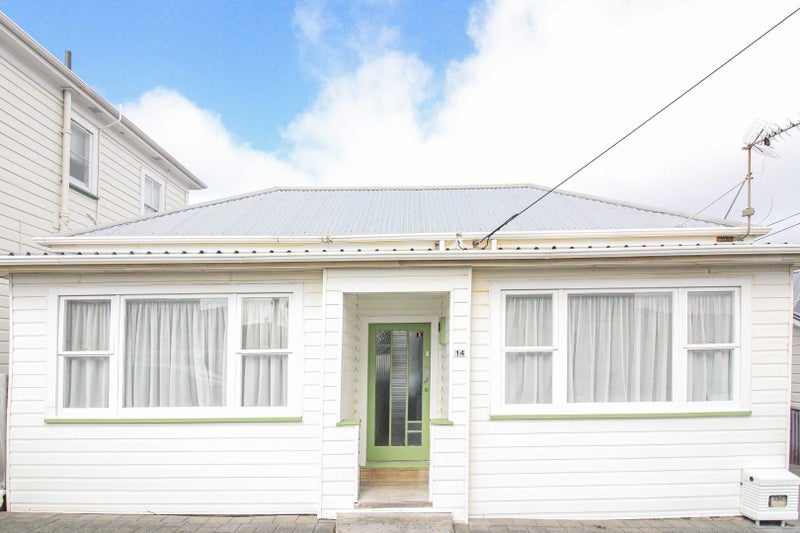 14 Levy Street, Mount Victoria, Wellington - Carousel 1