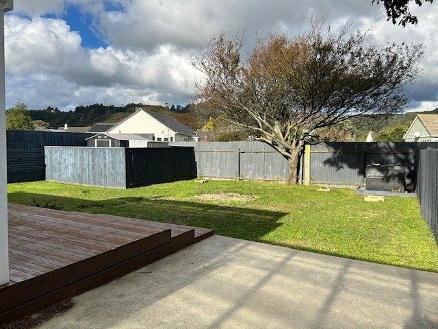 1226 Taita Drive, Taita, Lower Hutt - Carousel 15