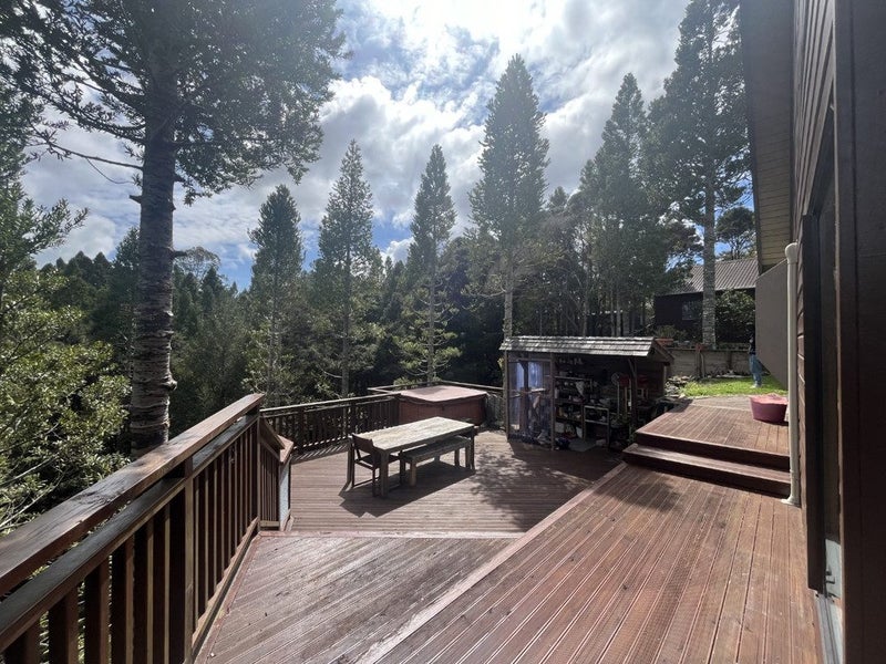 198 Albany Heights Road, Albany - Carousel 13