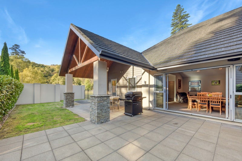 27 Montebello Avenue, Stoke, Nelson - Carousel 22