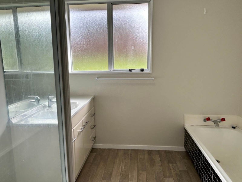 11 Tableau Place, Totara Vale, Auckland - Carousel 12