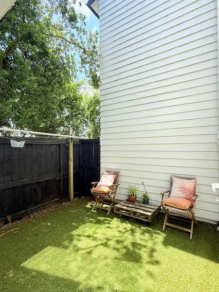 2/27 Dunkirk Road, Panmure, Auckland - Carousel 22