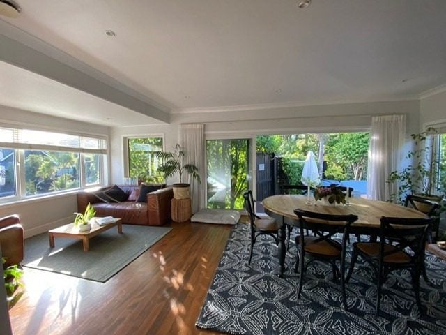 44 Parkhill Road, Mellons Bay, Auckland - Carousel 1