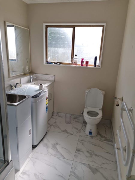 1A/88 Aroha Avenue, Sandringham, Auckland - Carousel 6