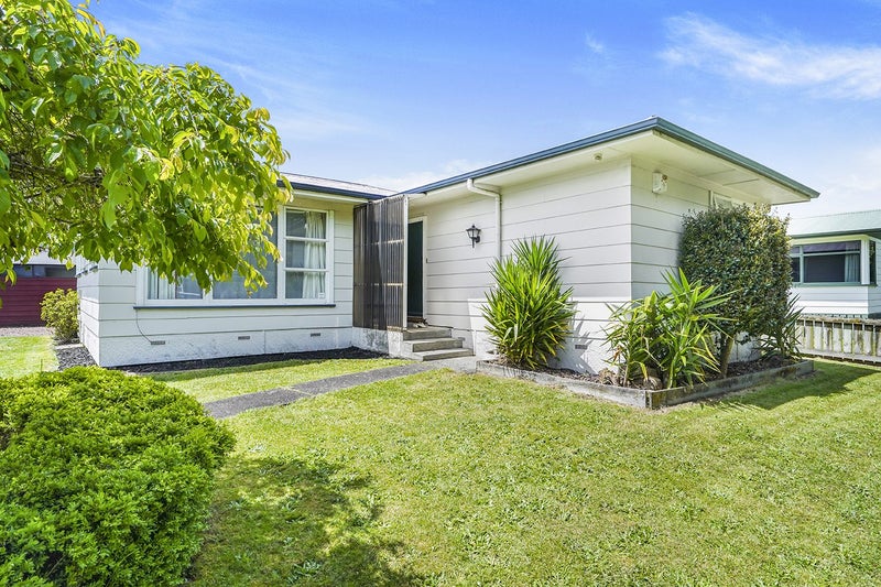 14 Lilac Street, Melville, Hamilton - Carousel 1