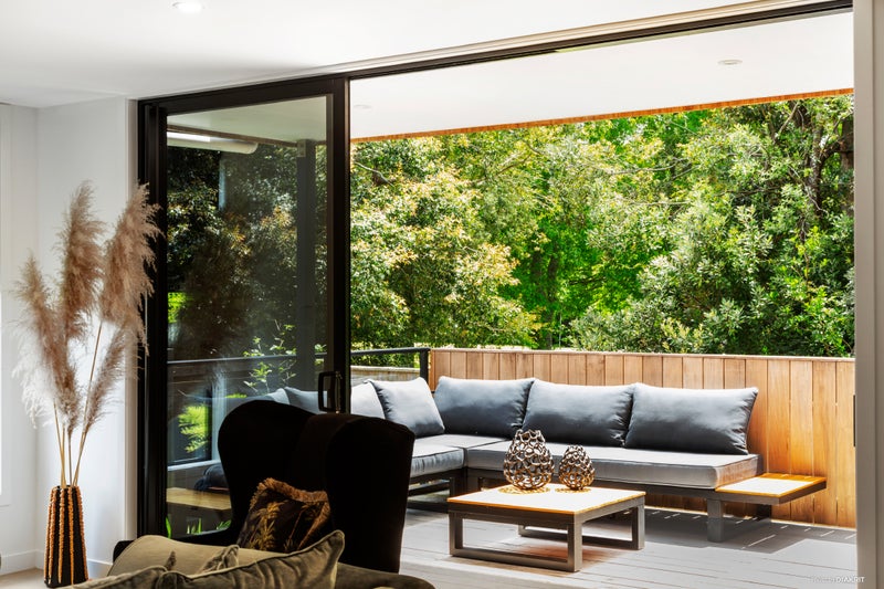 31D Miro Street, New Lynn, Auckland - Carousel 2