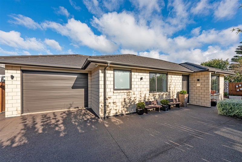 15B Waiwhetu Road, Waiwhetu, Lower Hutt - Carousel 1