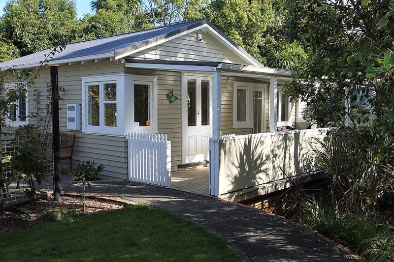 141 Atkinson Road, Titirangi, Auckland - Carousel 2