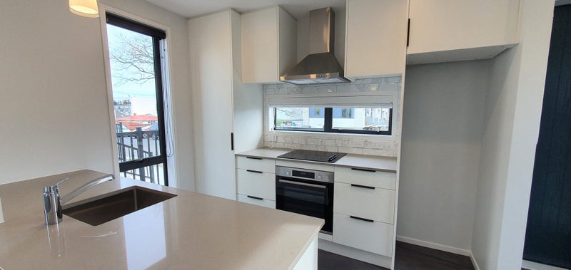1/4 Geddes Terrace, Avondale, Auckland - Carousel 2
