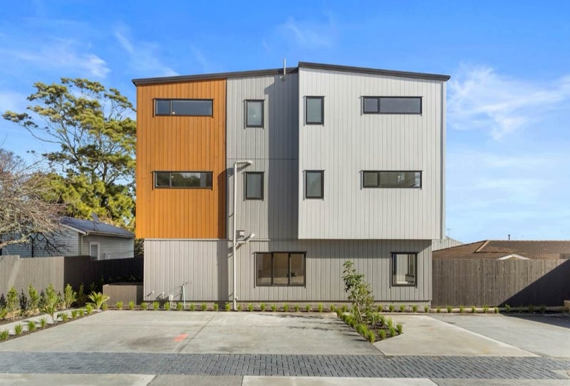 6/6 Harrison Avenue, Belmont, Auckland - Carousel 1