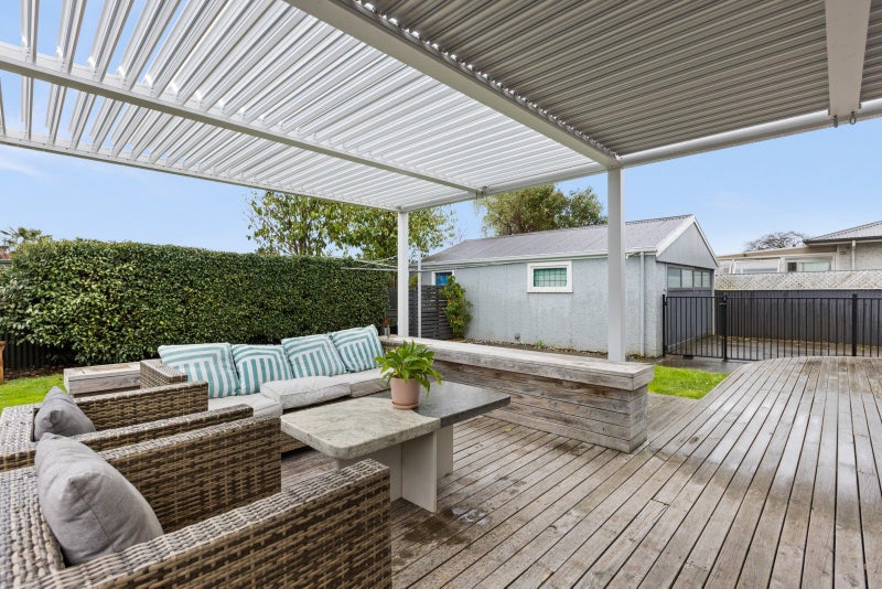 402 Frimley Place, Frimley, Hastings - Carousel 16