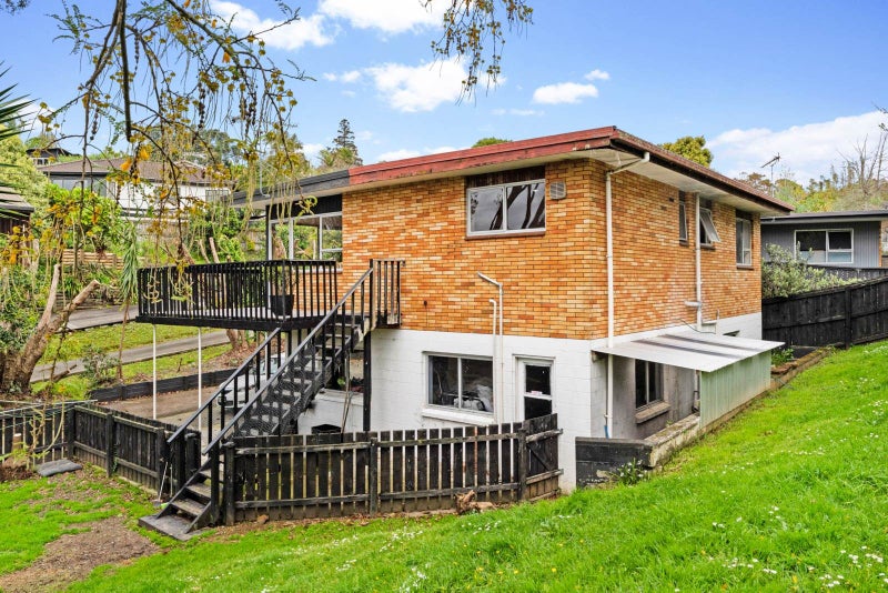 2/663 Beach RD, Rothesay Bay, Auckland - Carousel 2