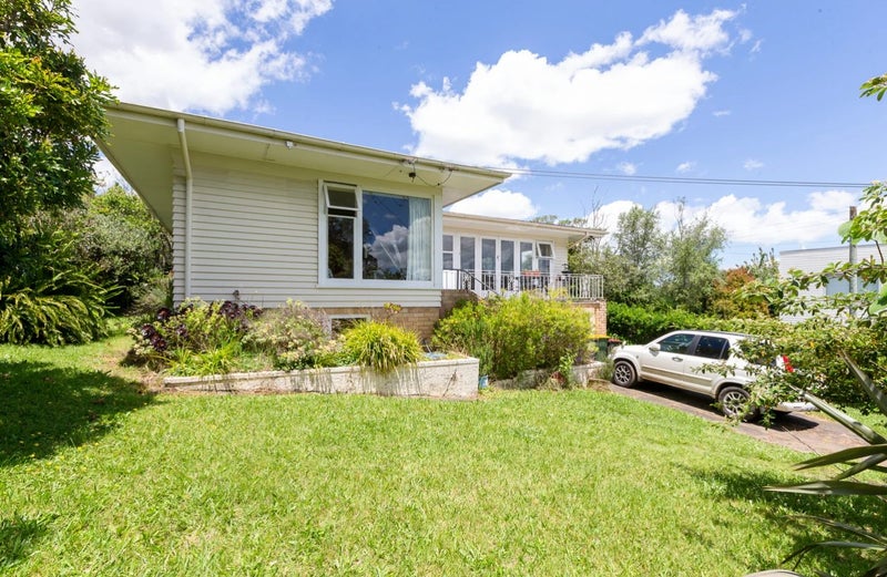 8 Pukerangi Crescent, Ellerslie, Auckland - Carousel 2