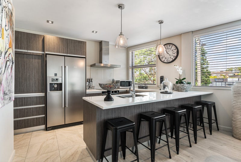 441H Beach Road, Mairangi Bay, Auckland - Carousel 2