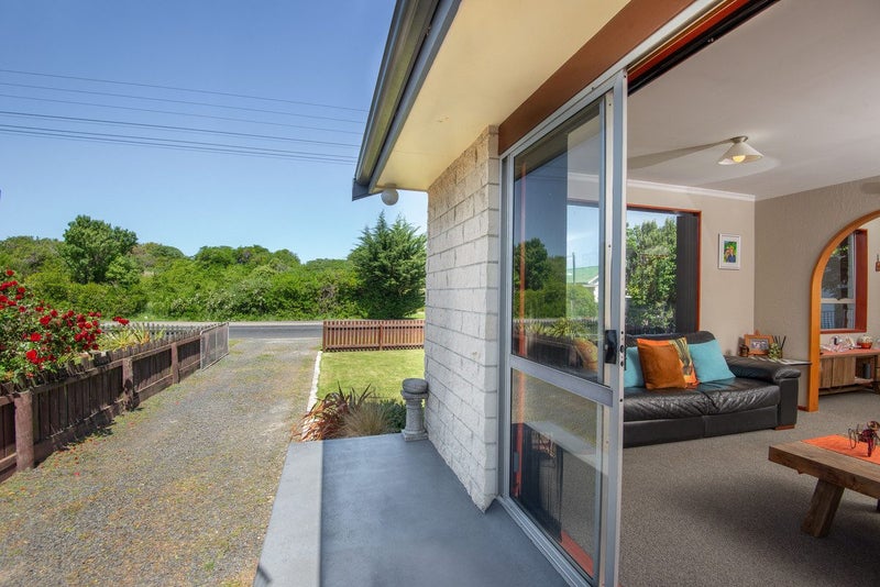 858 Brighton Road, Ocean View, Dunedin - Carousel 2