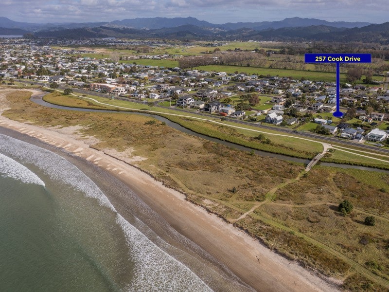 257 Cook Drive, Whitianga - Carousel 11