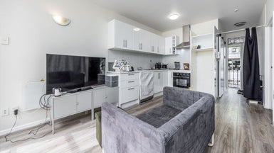 1B/9 Upper Queen Street, Newton, Auckland - Carousel 1