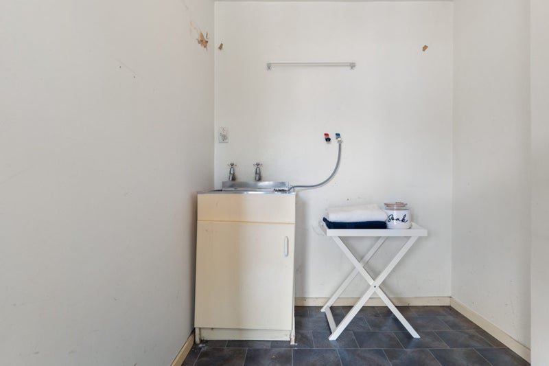 70 Sullivan Avenue, Woolston, Christchurch - Carousel 26