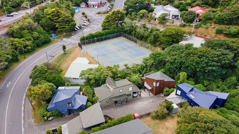 11 Waikowhai Street, Ngaio, Wellington - Carousel 13