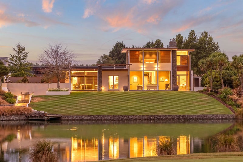 7 Mayfly Lane, Northwood, Christchurch - Carousel 1